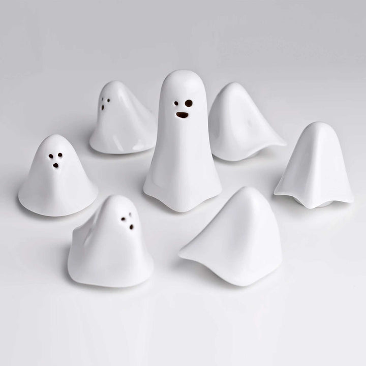 BOOH! | Three little porcelain GHOSTS | white SALT, PEPPER & SPICE SHAKER | Holaria