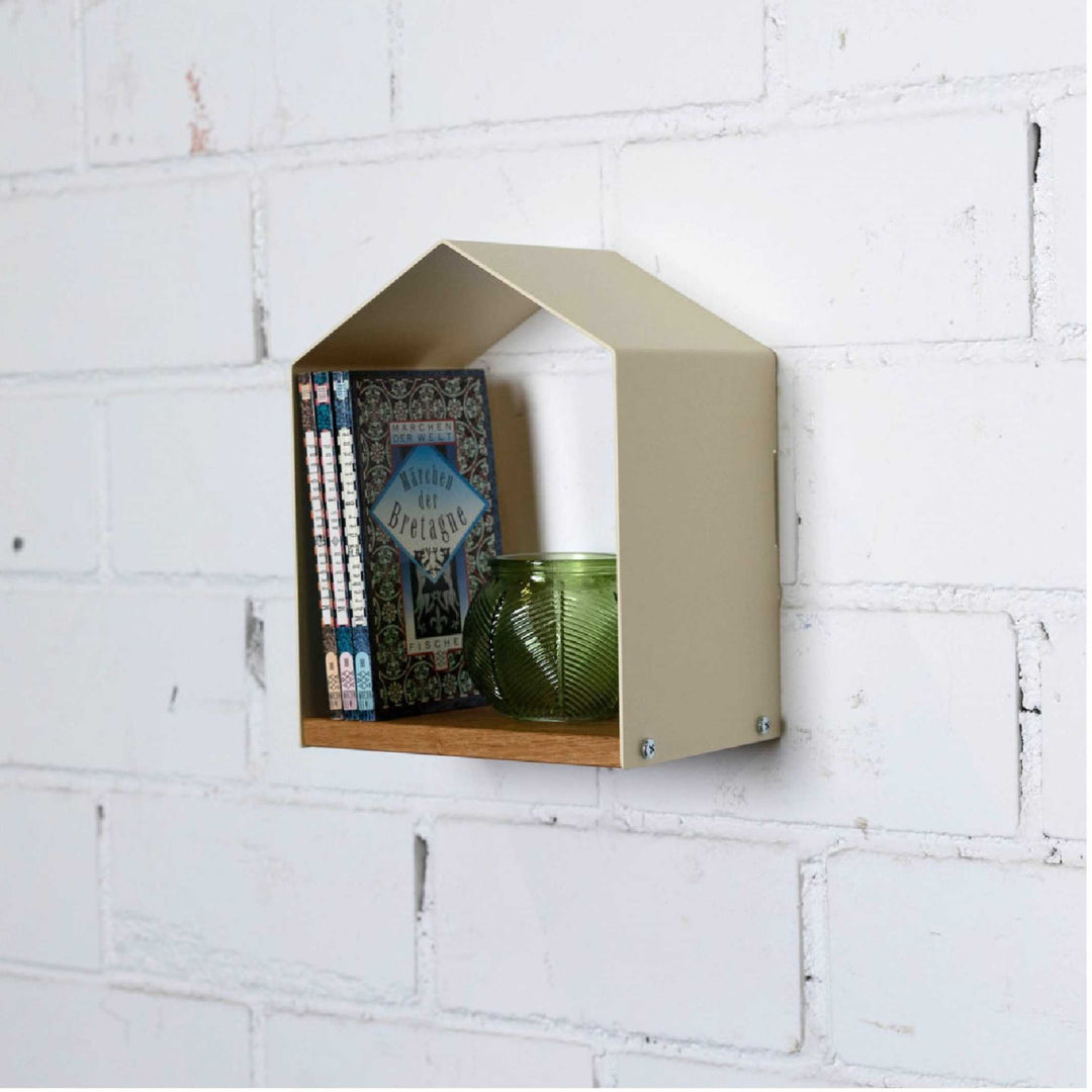 FREIBURGER LITERATUREHOUSE - wall shelf | Studio Hase