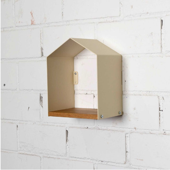 FREIBURGER LITERATUREHOUSE - wall shelf | Studio Hase