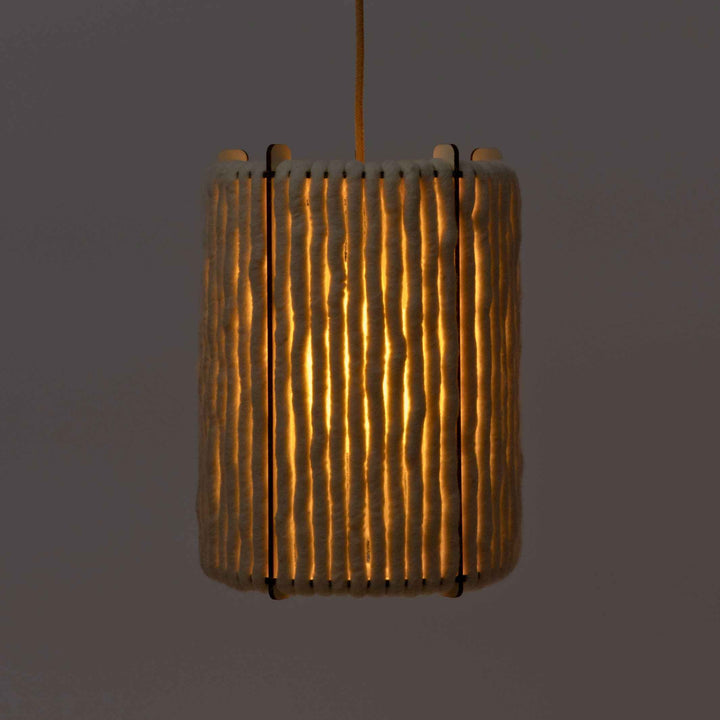 WOOL-ALMUT 6020 - Pendant lamp - made of wool & wood - zylinder | ALMUT von Wildheim