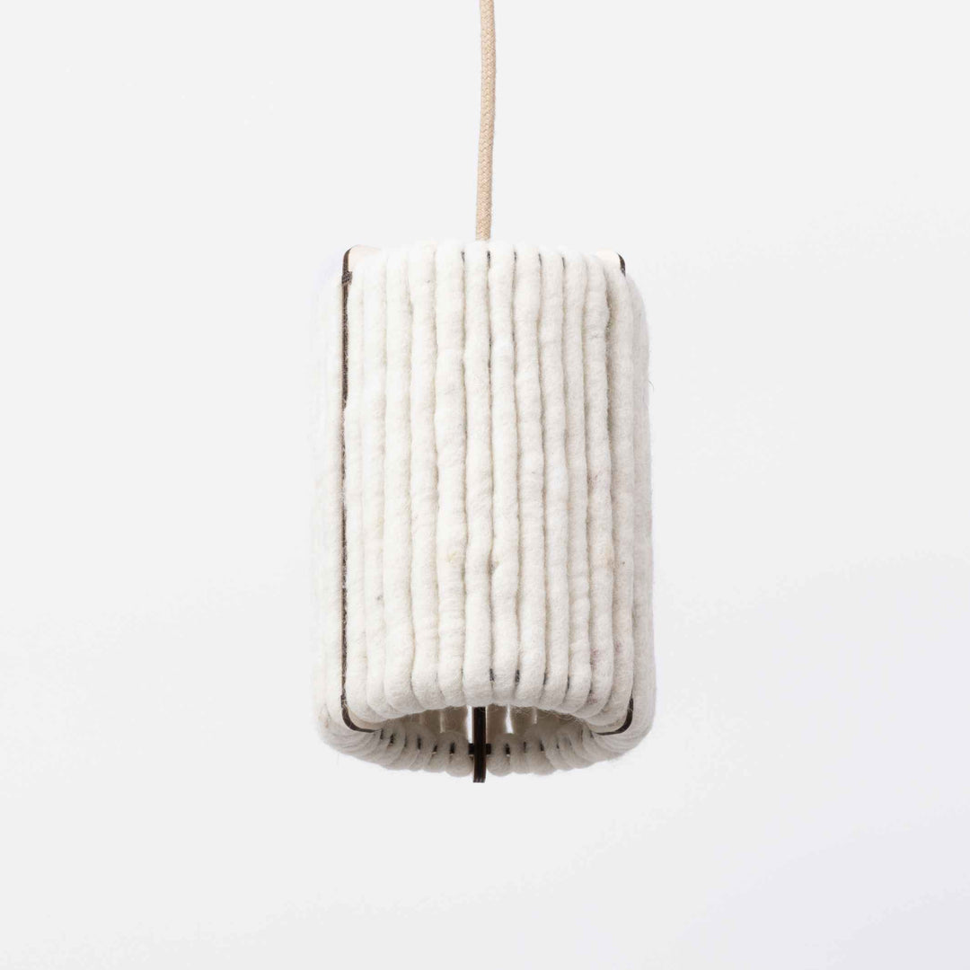 WOOL-ALMUT 6020 - Pendant lamp - made of wool & wood - zylinder | ALMUT von Wildheim