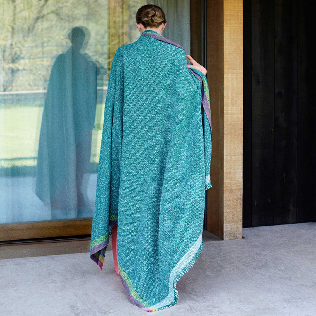 INTEGRATE THROW INTUITION - green BEDSPREAD - 180x140 cm - 100% Merino wool | Cristian Zuzunaga