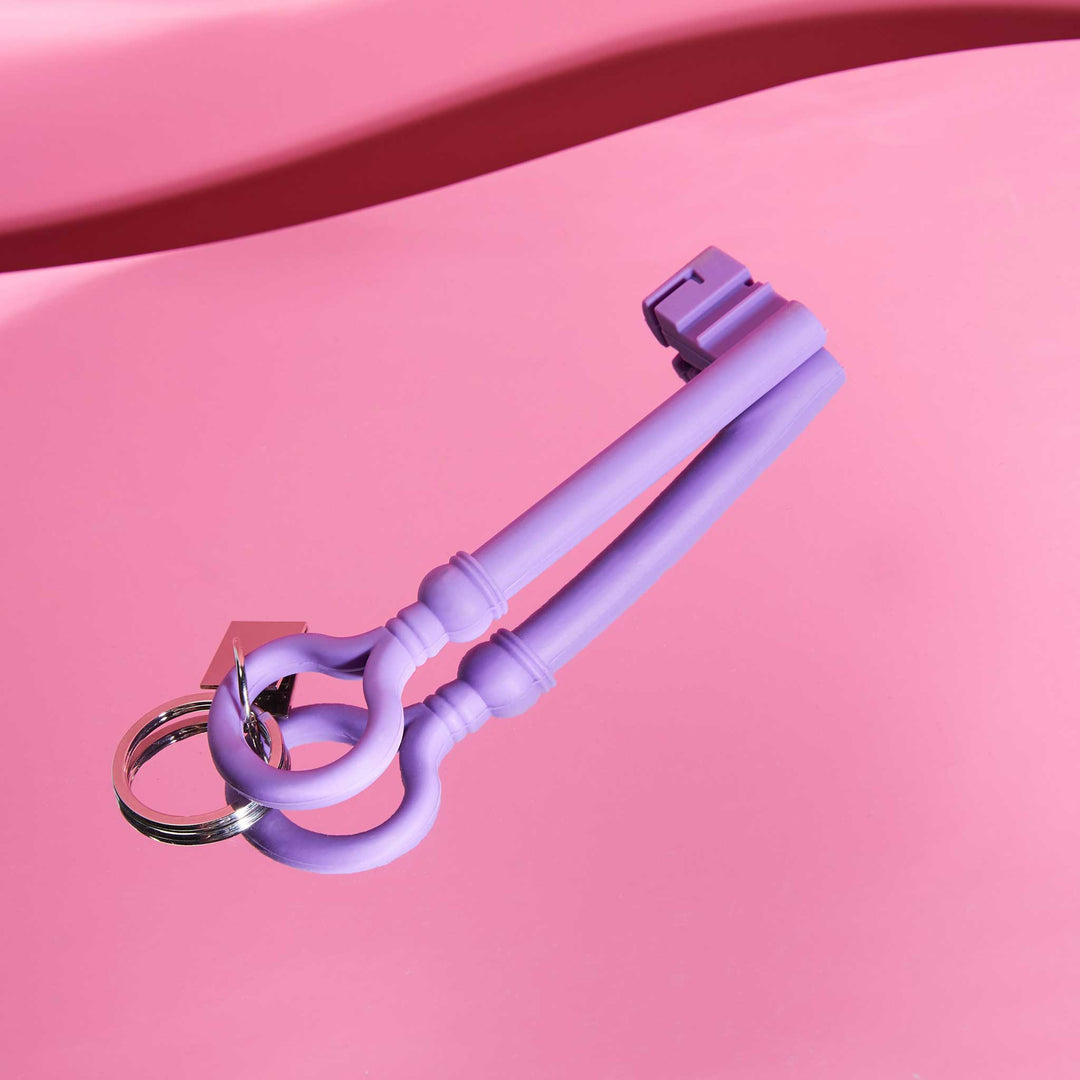 Silicone KEYCHAIN ​​- REALITY by Harry Allen | Areaware