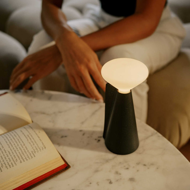 MANTLE - portable lamp - table lamp | tala