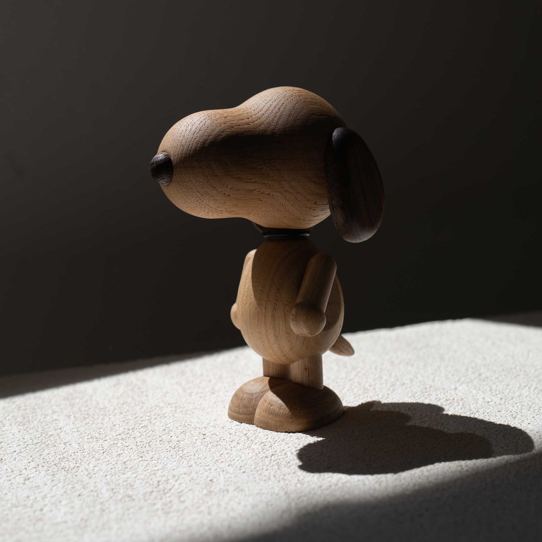 SNOOPY - BOYHOOD x PEANUTS - Holz COMIC HUND | Jakob Burgsø | boyhood