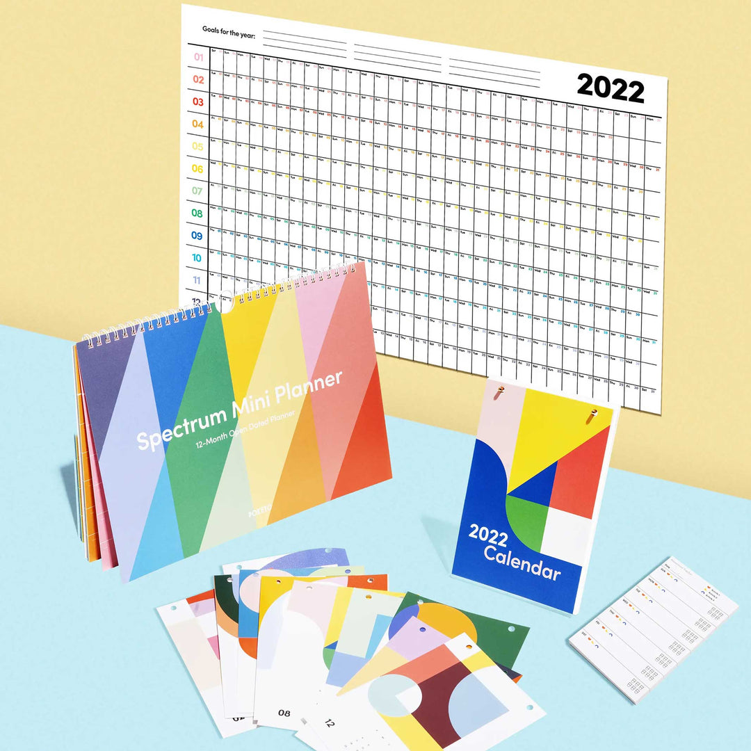 SPECTRUM MINI PLANNER - farbiger & undatierter Tisch-Planer - 30x20 cm | Poketo