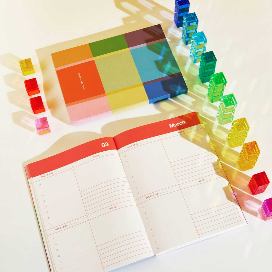 RAINBOW SPECTRUM PLANNER - undatierter Jahresplaner - 256 Seiten | Poketo