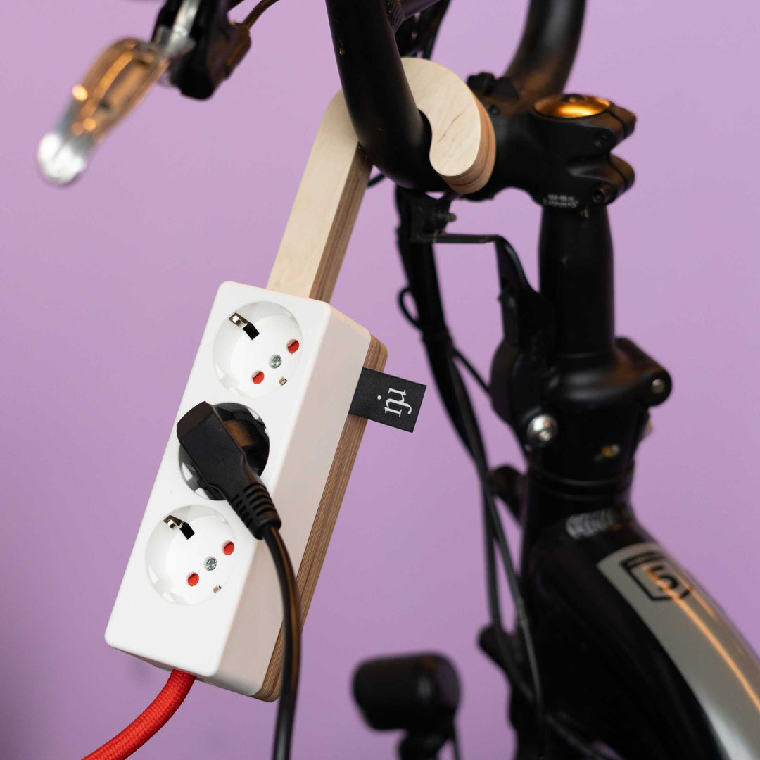 STROMER MINI - magnetic power strip - 3-way plug | Njustudio