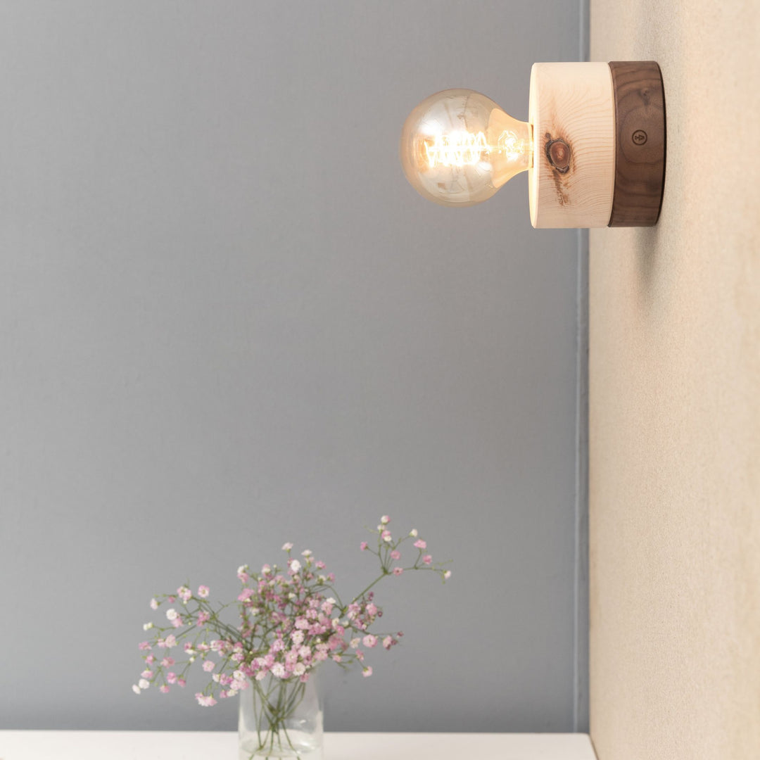 ALMUT 0239 - Wall light - oak | ALMUT von Wildheim