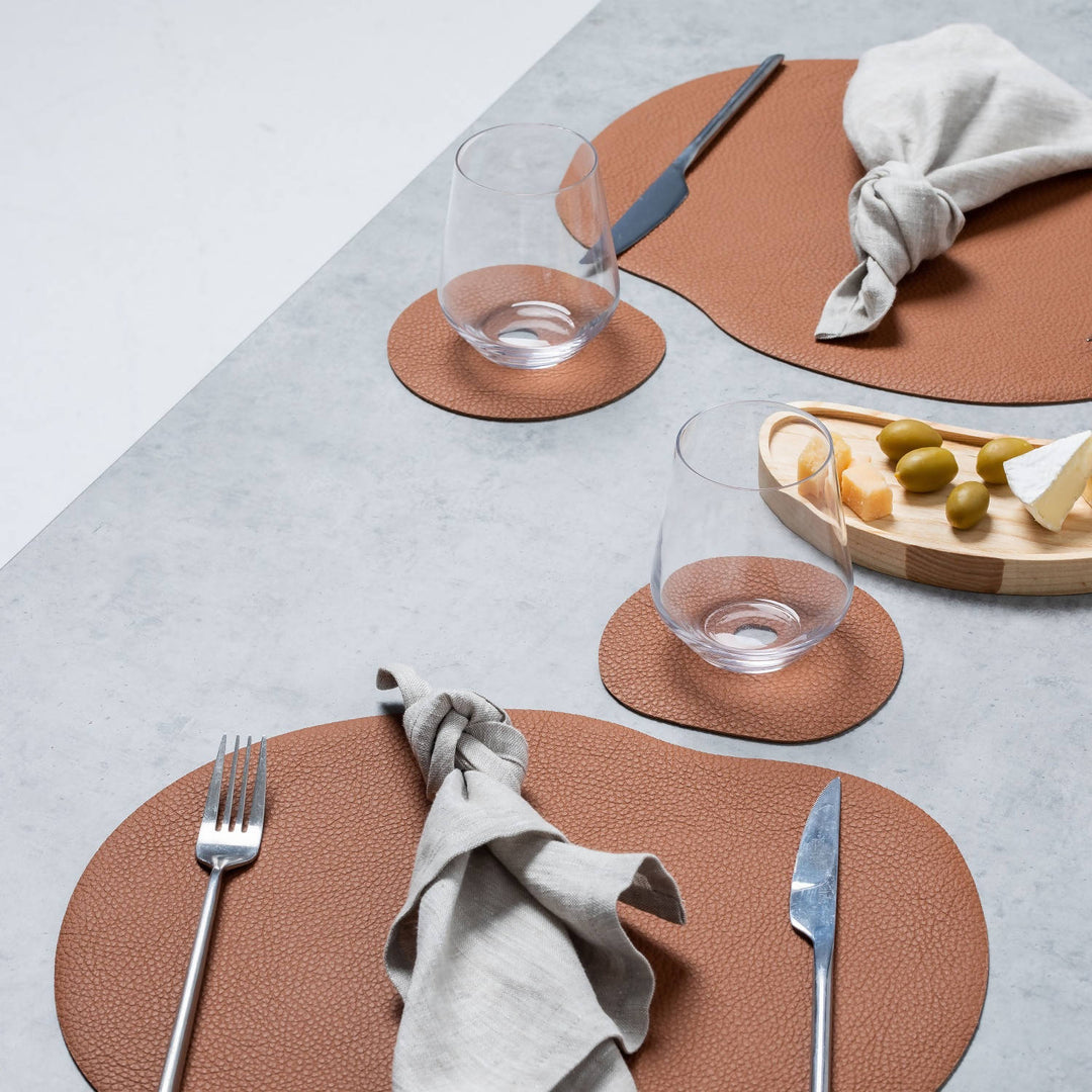 Leather placemat 'Millstones'