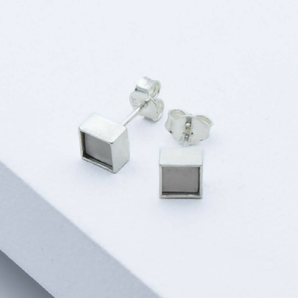 Stud earrings 'C10'