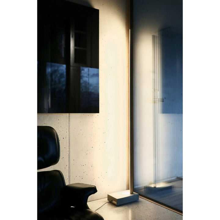 Floor lamp 'line01'