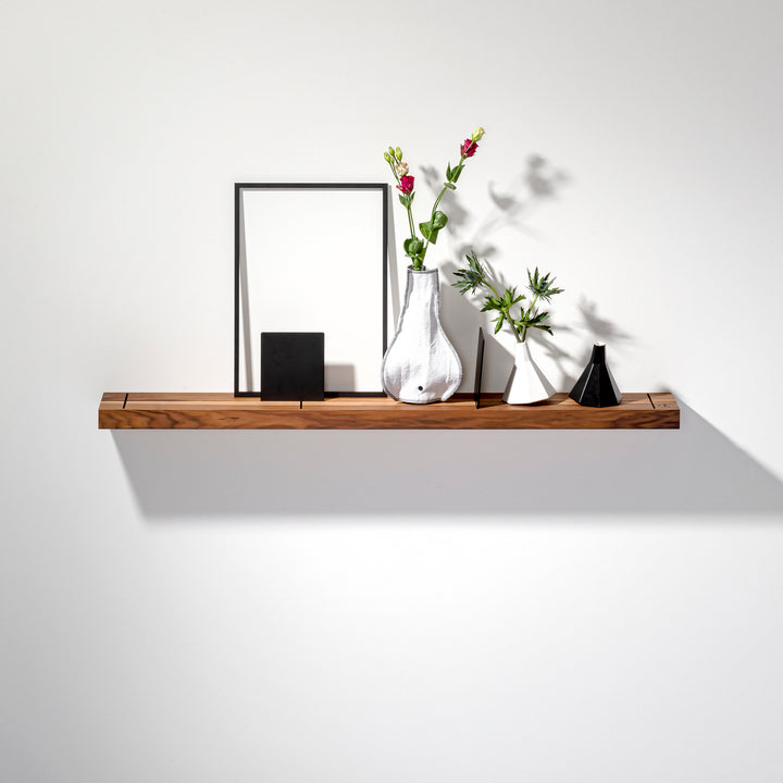 Wall shelf 'Walnut 01' for lightweight walls